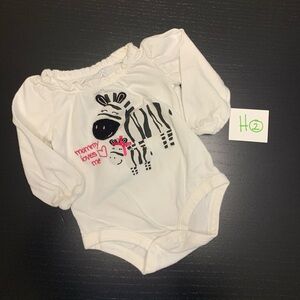 ⭐️5/$10.00⭐️ Koala Baby 0-3m Long Sleeve Onesie